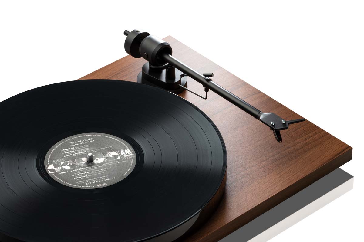 Pro-Ject E1 review: an entry-level turntable with big sound