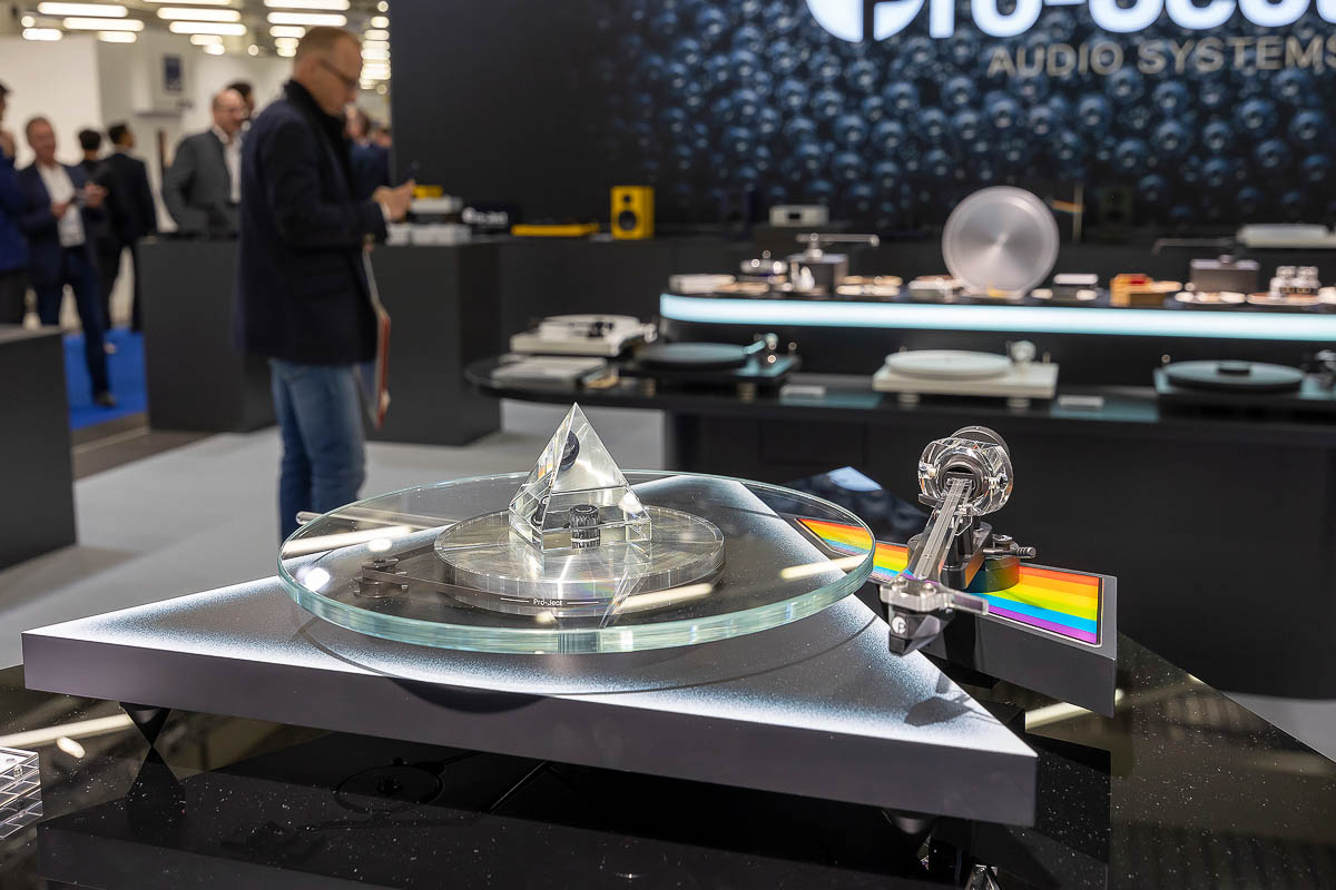 Pro-Ject Launches Turntable Collab With Metallica: High-End Munich 2022 