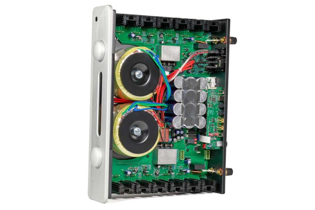 Atoll IN 300 integrated amplifier