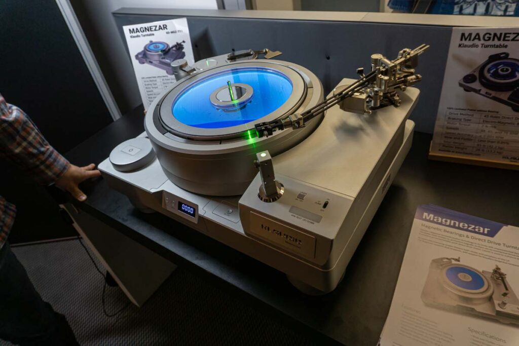 HIGH END 2025, Part 2: Analog