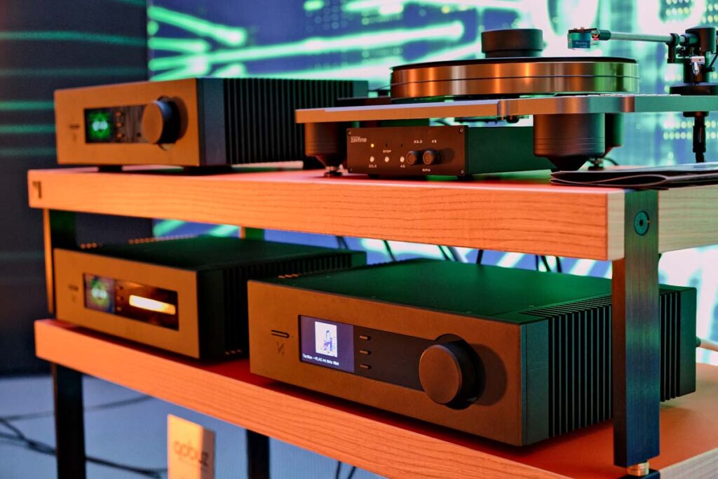 high-end-2025-elektronik-065