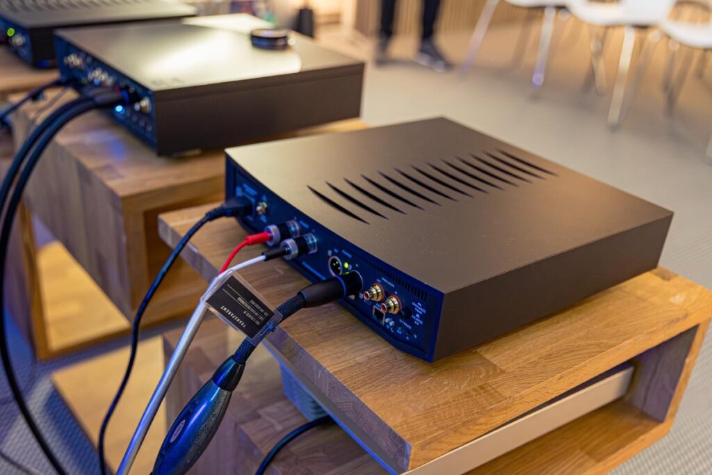 Linn Klimax Solo 500 Demo at the HIGH END 2025