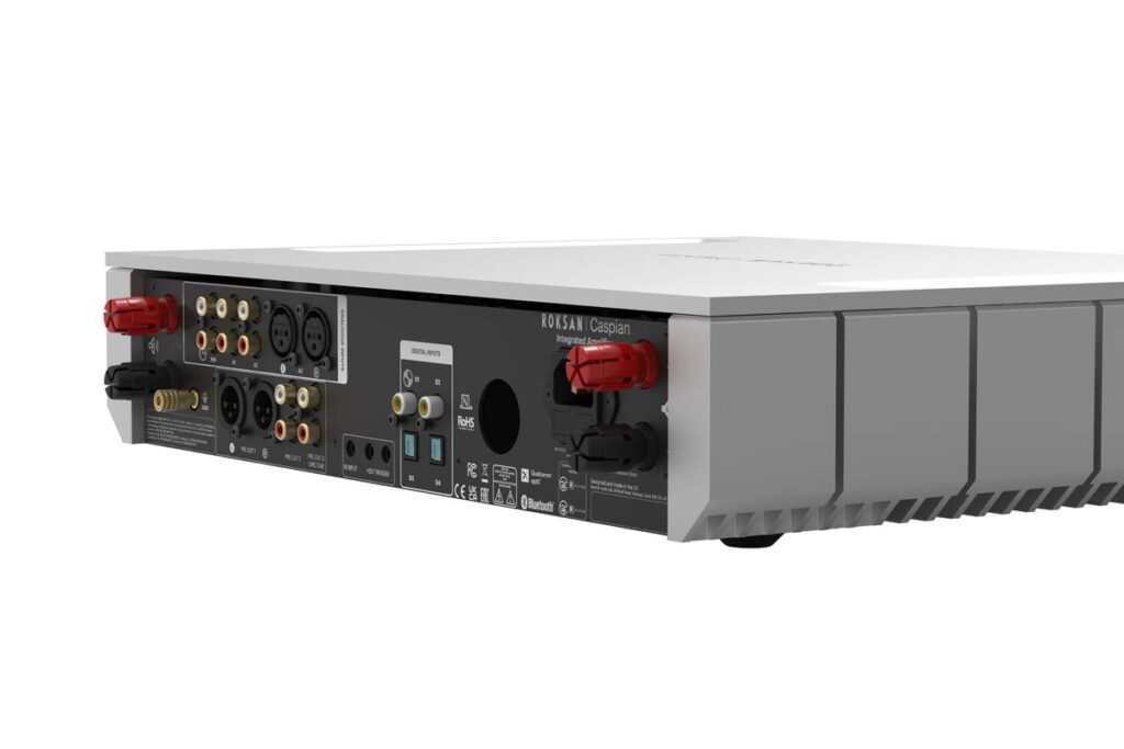 roksan-caspian-4g-streaming-amplifier-07