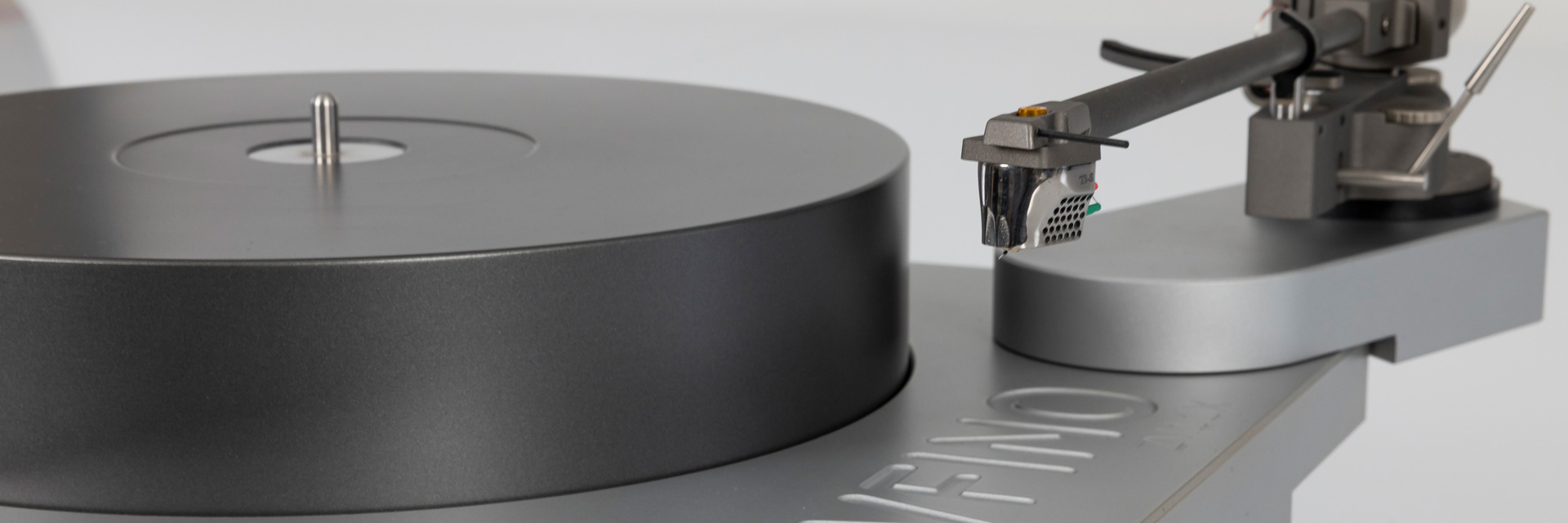1877 Phono Zavfino ZV11x Granite