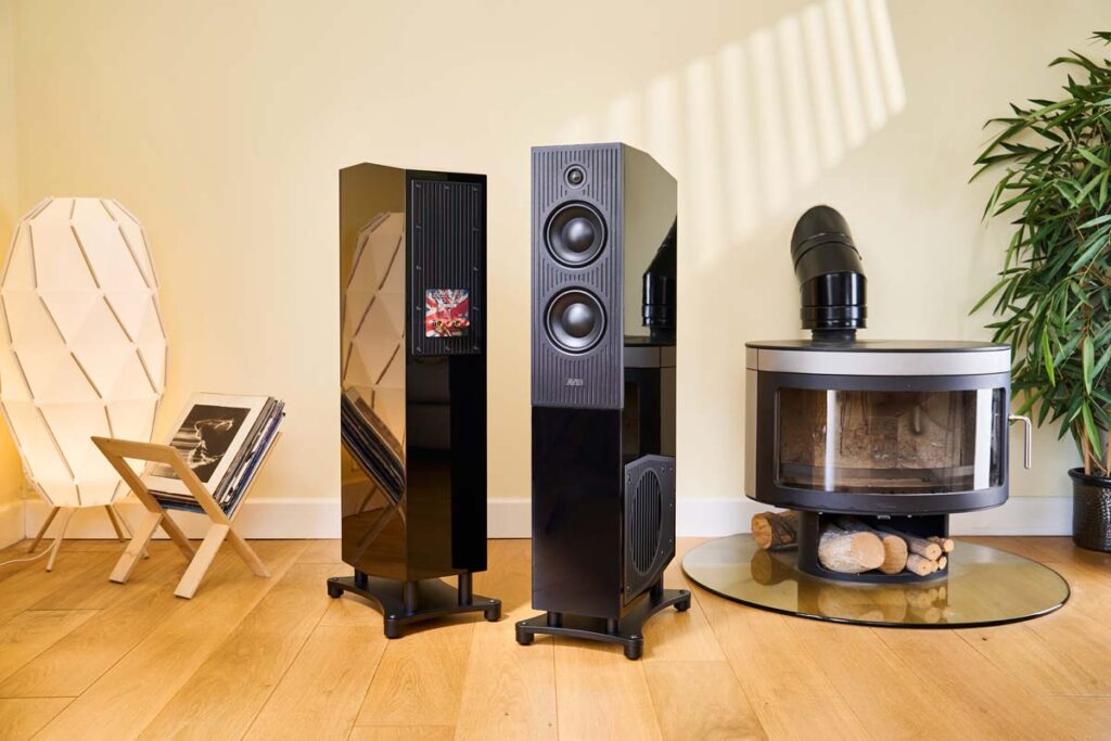 Avid Evo Two Loudspeaker