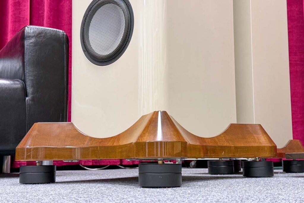 Admiravox AV 170 Ultra High-End Loudspeaker