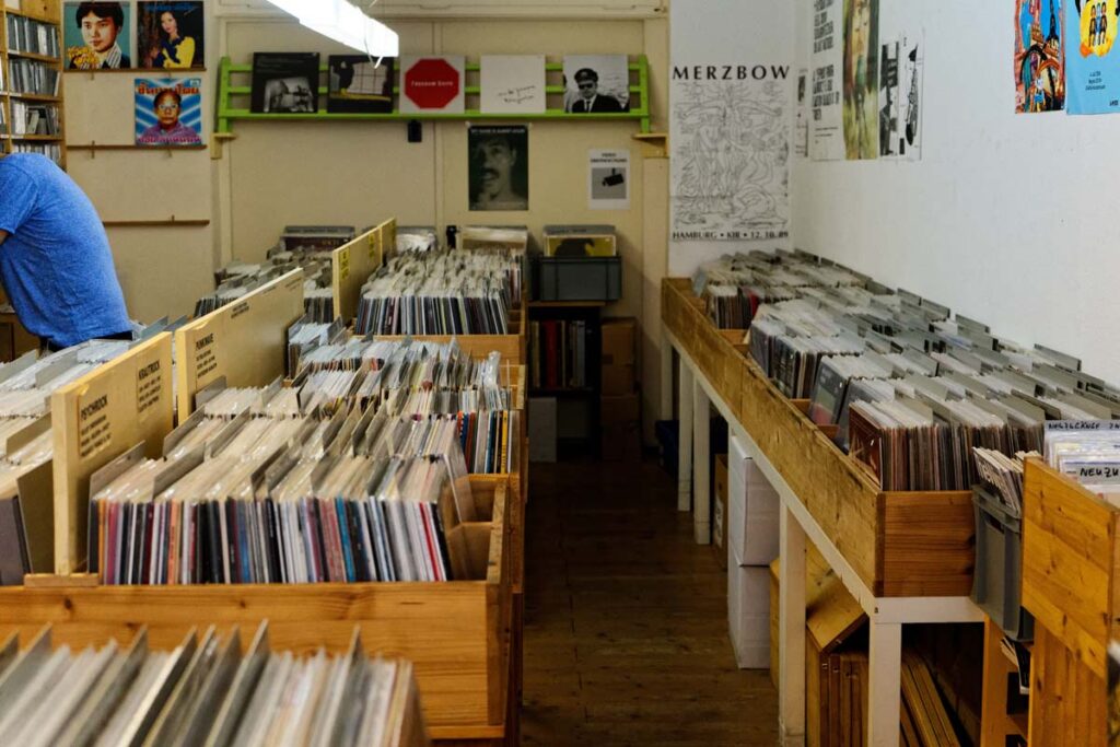 Visiting A-Musik, Cologne