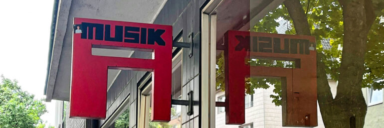 Visiting A-Musik, Cologne