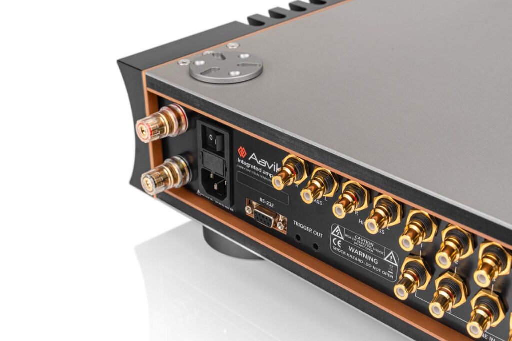 Aavik I-588 integrated amplifier