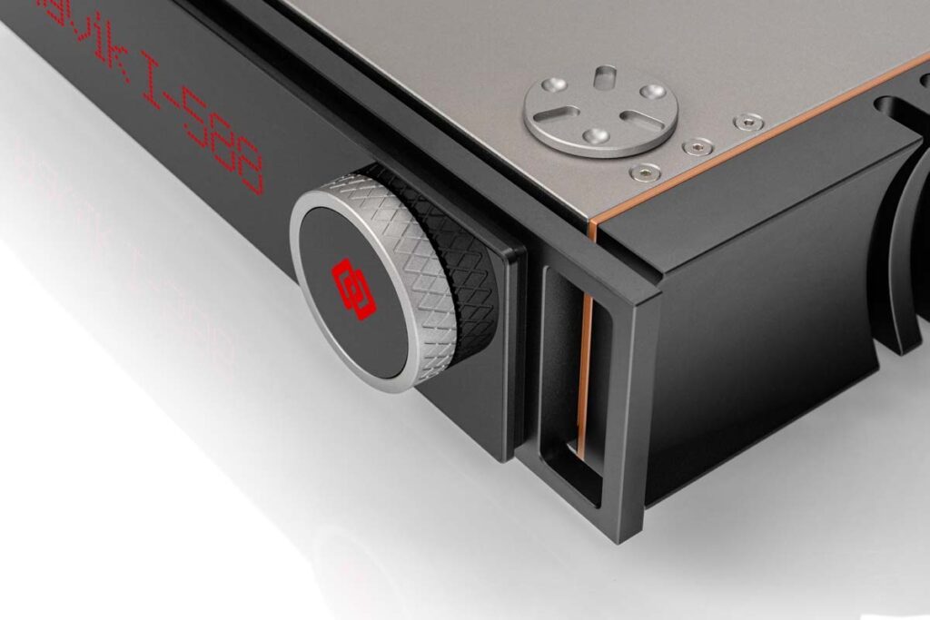 Aavik I-588 integrated amplifier