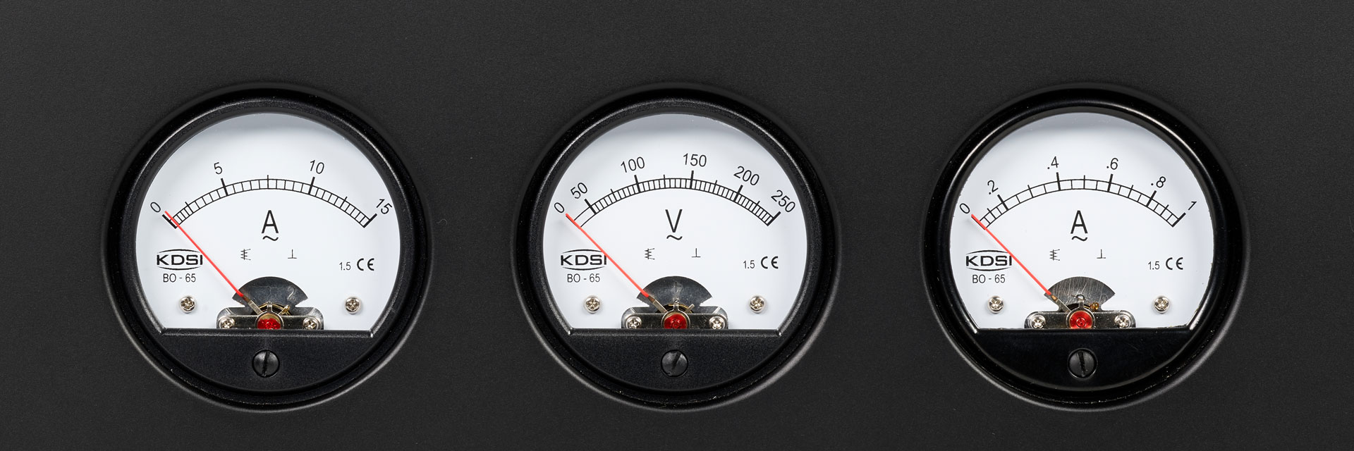 Audes TT-3200DC power conditioner