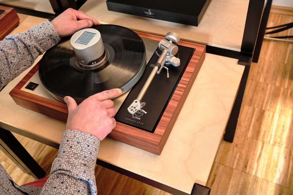 Linn Keel versus Keel SE