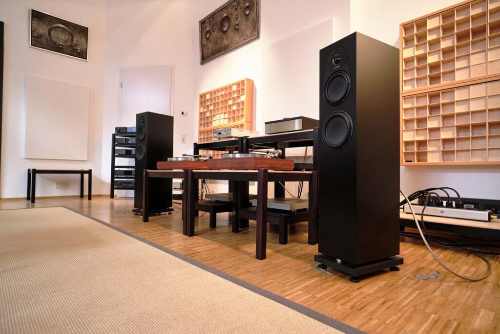 Linn Keel versus Keel SE