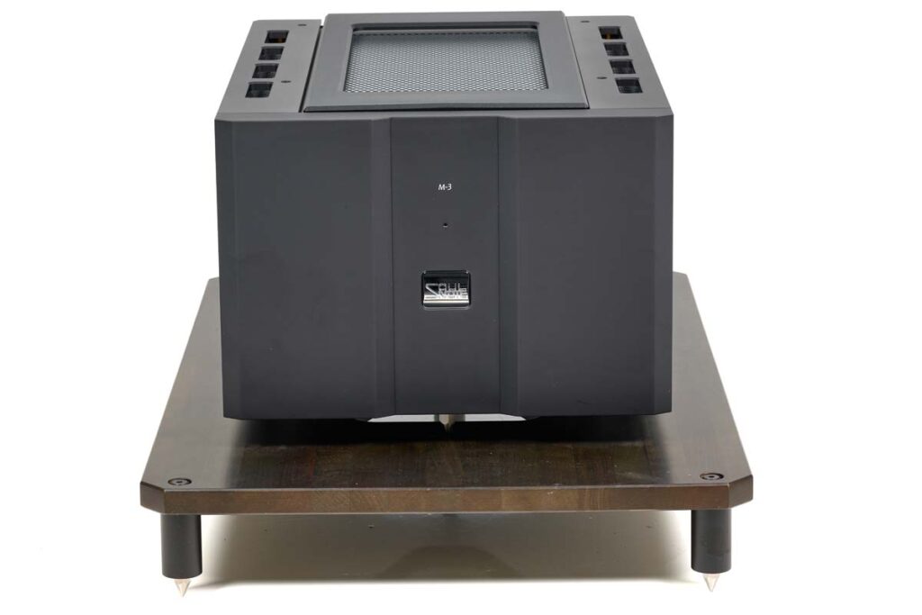Soulnote M-3 and M-3x mono power amplifiers