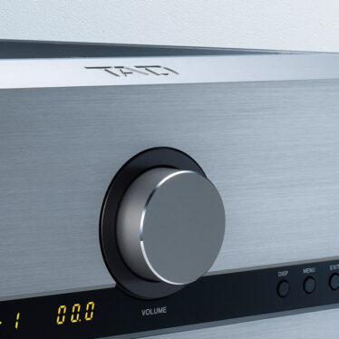 TAD A1000 integrated amplifier
