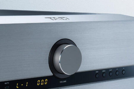 TAD A1000 integrated amplifier