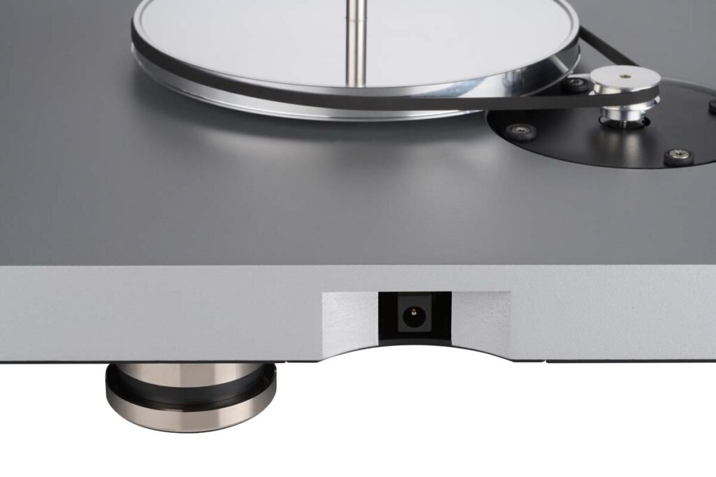 Clearaudio Compass with MM N1 cartridge