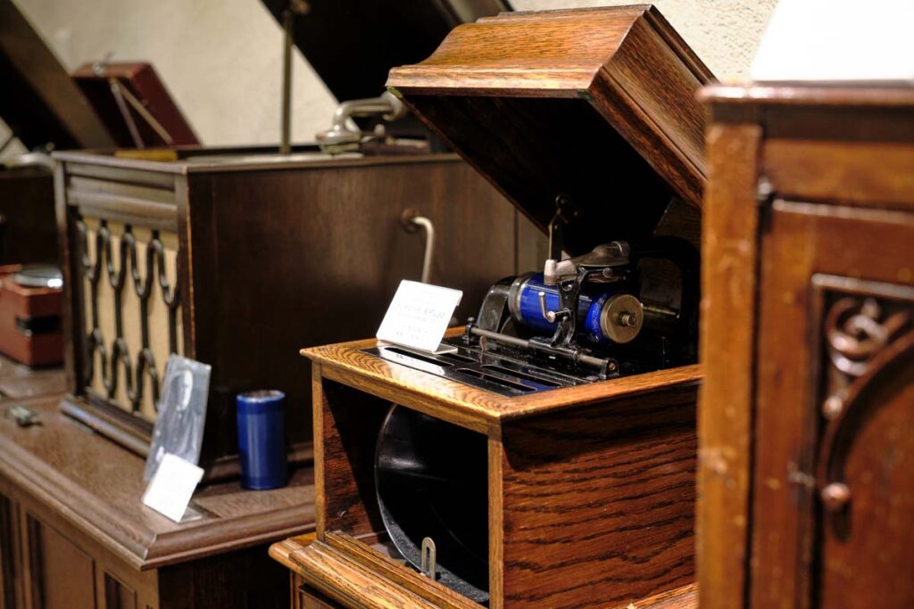 Kanazawa Phonograph Museum